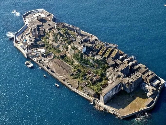 Самые загадочные города-призраки в мире: в список попала Украина